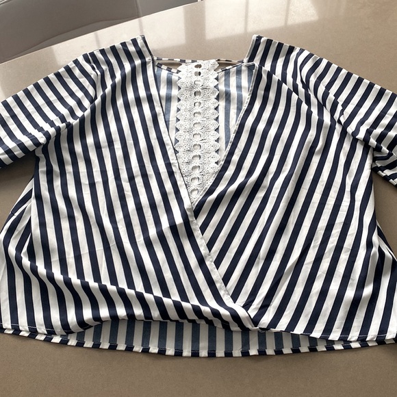 Navy blue and white stripped blouse with open back, lace insert piece. - Picture 4 of 4